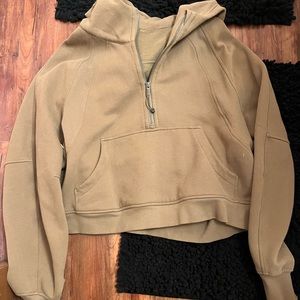 Lululemon half zip scuba